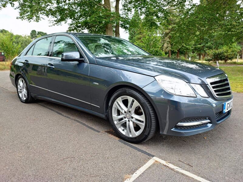 View MERCEDES-BENZ E CLASS 2.1 E220 CDI BlueEfficiency Executive SE G-Tronic+ Euro 5 (s/s) 4dr