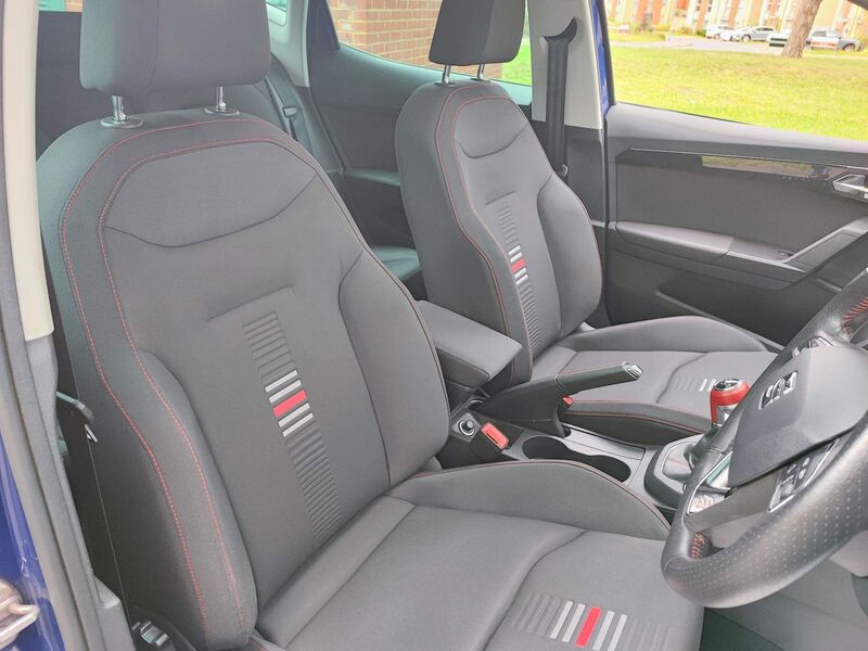 SEAT IBIZA