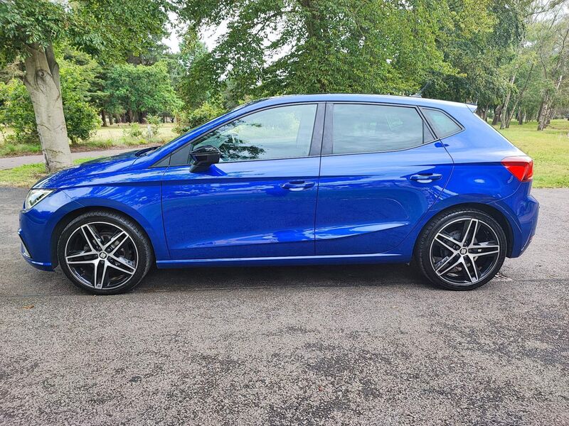 SEAT IBIZA