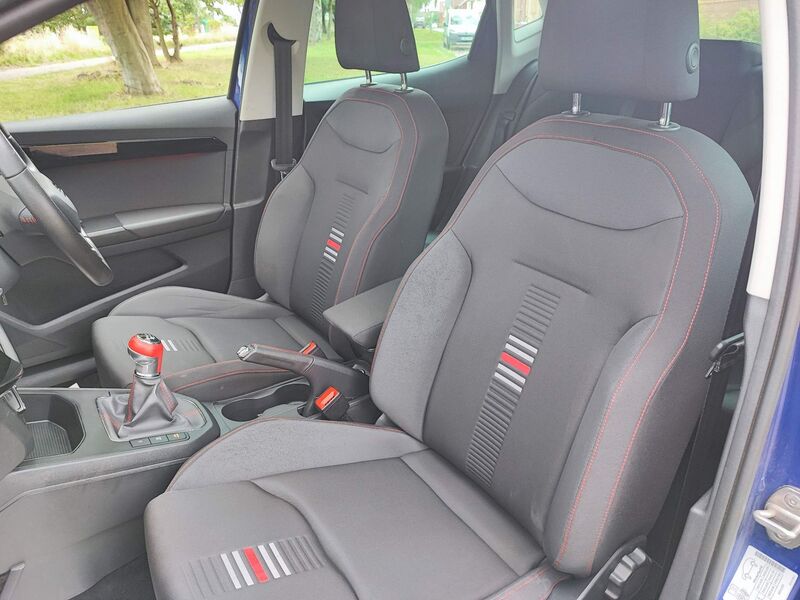 SEAT IBIZA