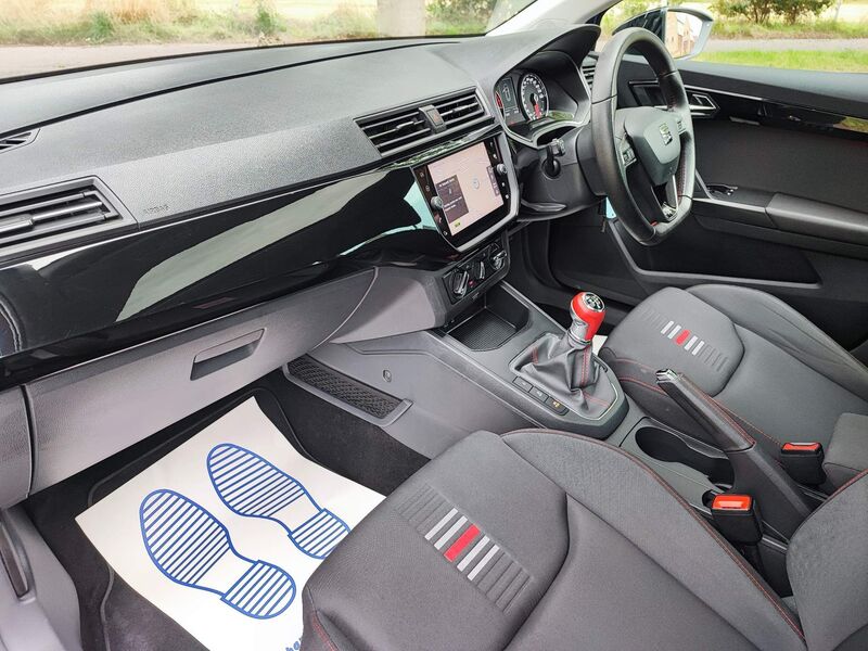 SEAT IBIZA