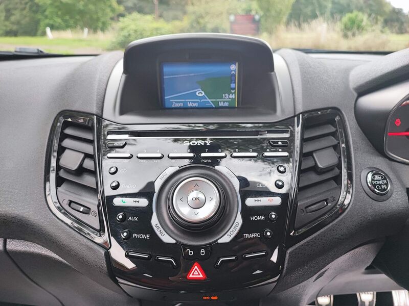FORD FIESTA