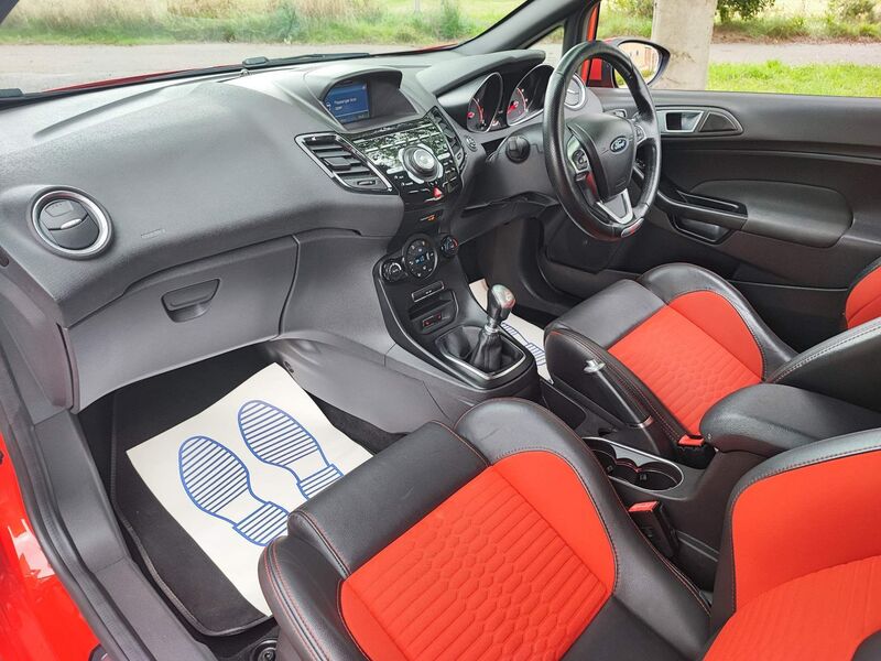 FORD FIESTA