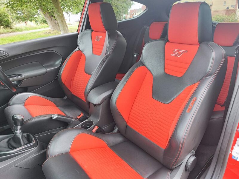 FORD FIESTA