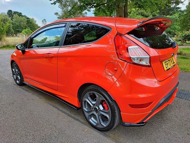 FORD FIESTA
