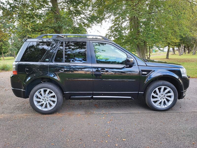 View LAND ROVER FREELANDER 2 2.2 SD4 Dynamic CommandShift 4WD Euro 5 5dr