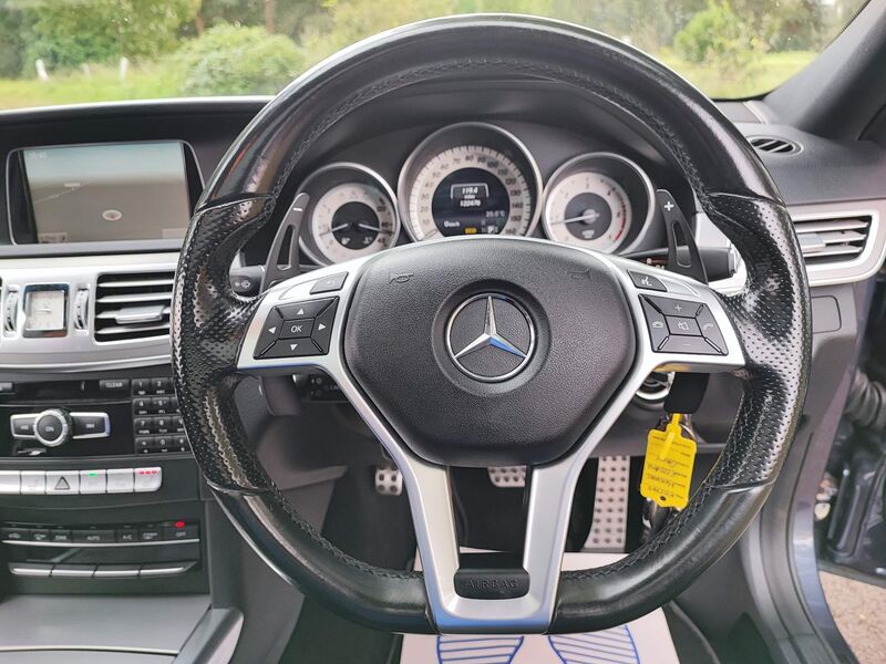 MERCEDES-BENZ E CLASS